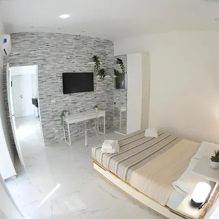Luxury Apartment Salerno Center Exterior photo