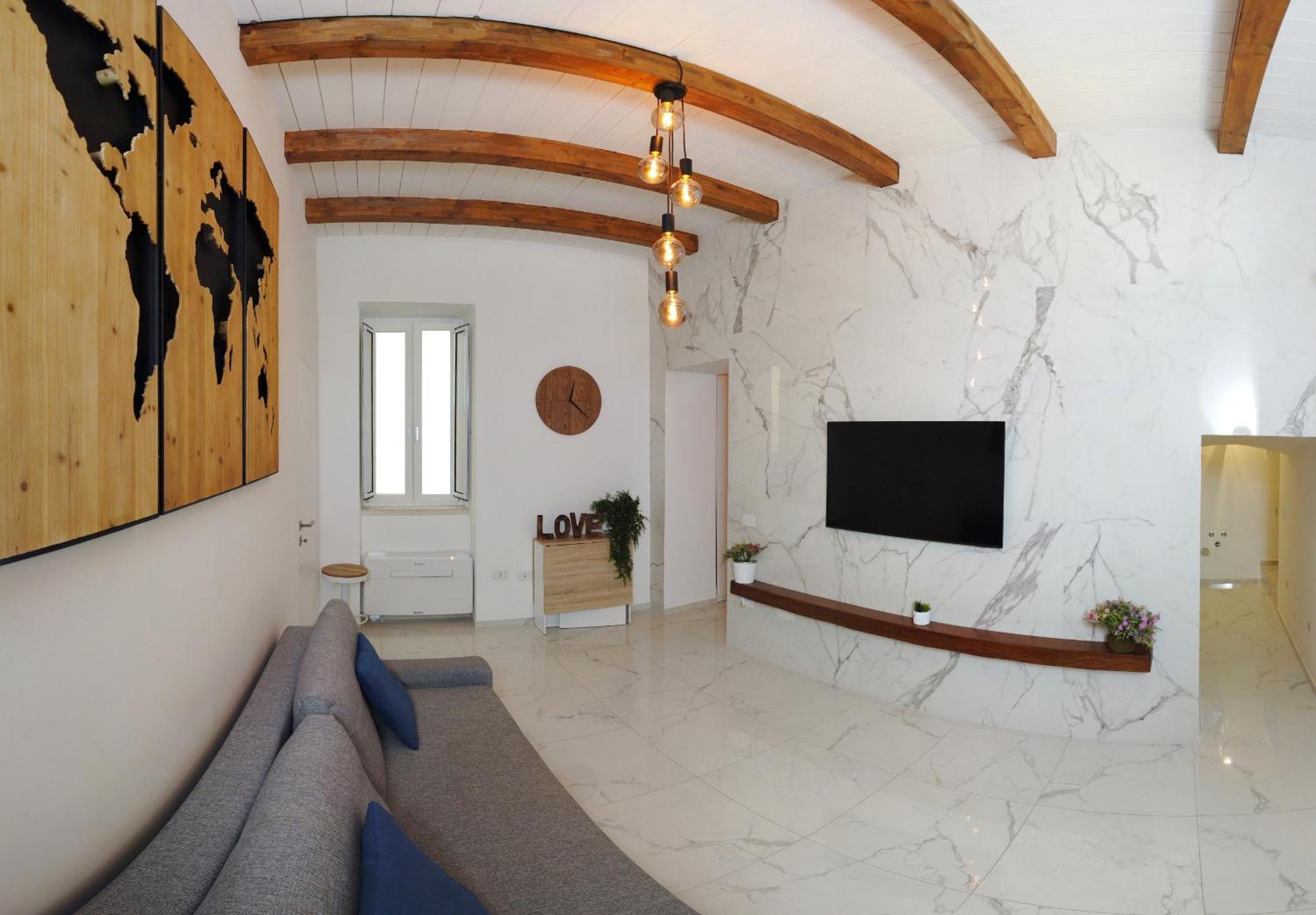 Luxury Center * Salerno